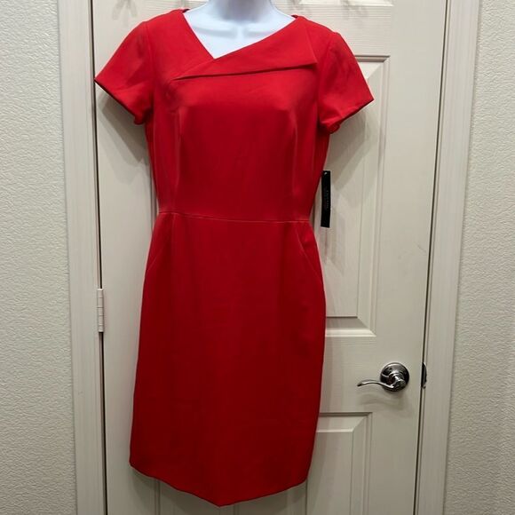 Tahari Red Dress Sz 6p Christmas Red Short Sleeve Midi Zipper Back Lined New - Picture 1 of 12